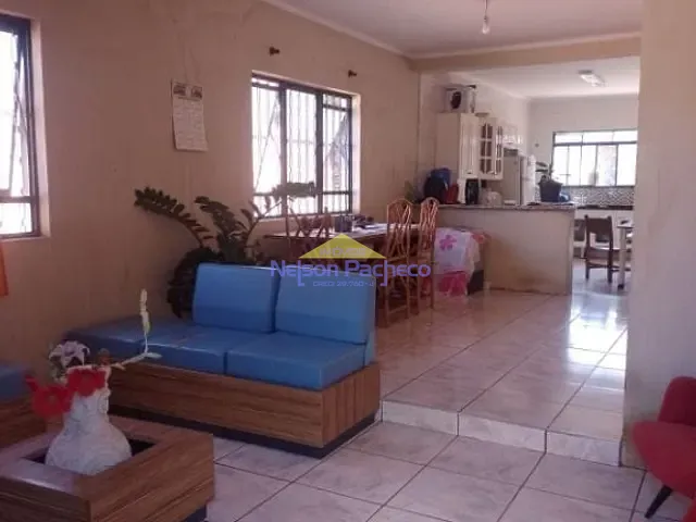 Casa com 479m² 3 quartos e 2 banheiros, à venda, no bairro São José em Capivari