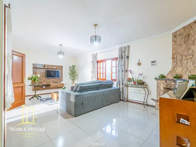 Casa 4 quartos e 5 banheiros, à venda, no bairro Santa Cândida em Vinhedo