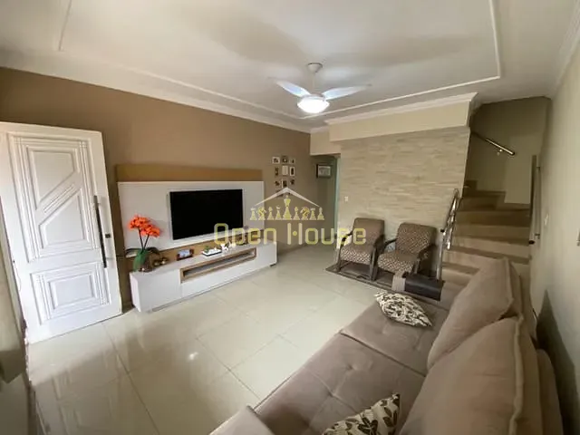 Casa com 110m² 2 quartos e 2 banheiros, à venda, no bairro Bairro de Fátima em Barra do Piraí