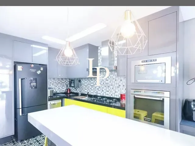 Casa com 264m² 3 quartos e 1 banheiro, à venda, no bairro Mauá em São Caetano do Sul