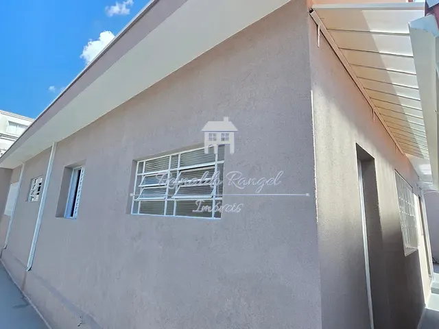 Casa 2 quartos e 2 banheiros, para alugar, no bairro Centro em Itu