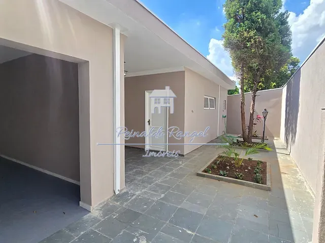 Casa 2 quartos e 2 banheiros, para alugar, no bairro Centro em Itu