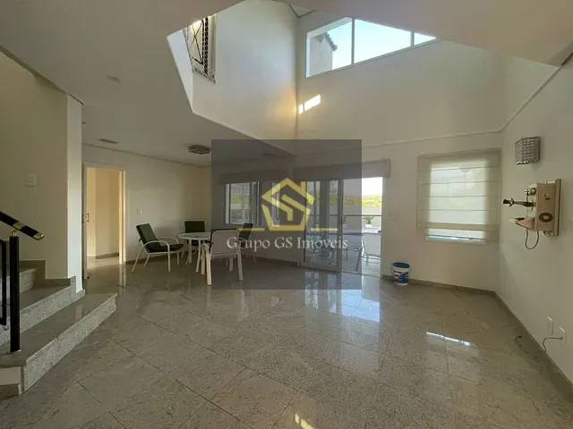 Casa com 1000m² 4 quartos e 6 banheiros, à venda ou para alugar, no bairro Condominio Fazenda São Joaquim em Vinhedo