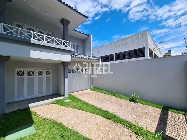 Casa com 139m² 2 quartos e 3 banheiros, à venda, no bairro Boa Vista em Novo Hamburgo
