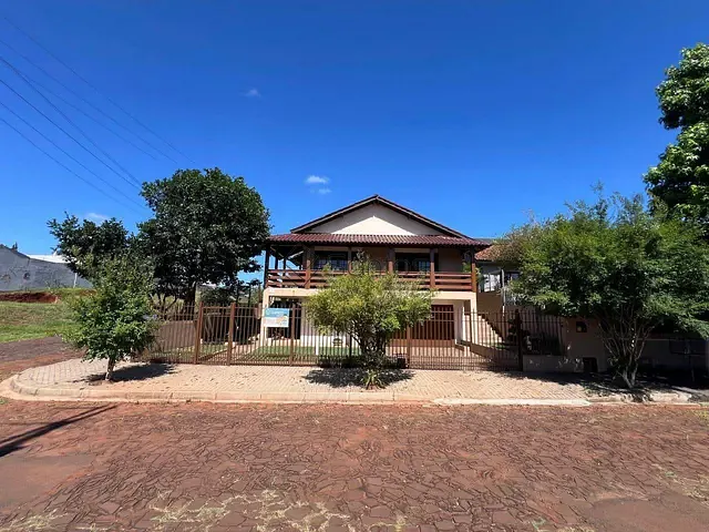 Casa com 303m² 3 quartos e 3 banheiros, à venda, no bairro Morada do Sol em Ijuí