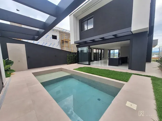Casa 5 quartos e 6 banheiros, à venda, no bairro Urbanova em São José dos Campos