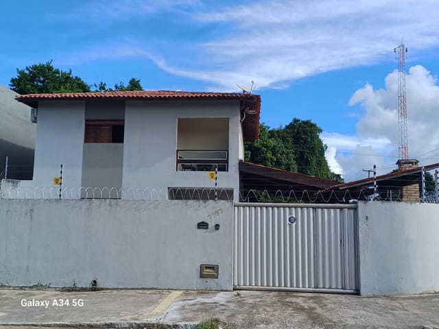 Casa 3 quartos e 2 banheiros, à venda, no bairro Portal do Sol em João Pessoa