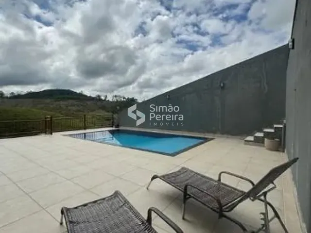 Casa 4 quartos e 4 banheiros, à venda, no bairro Centro em Belmiro Braga