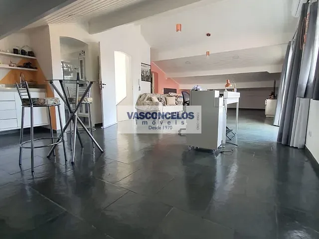 Casa com 360m² 4 quartos e 1 banheiro, à venda, no bairro Jardim Esplanada em São José dos Campos