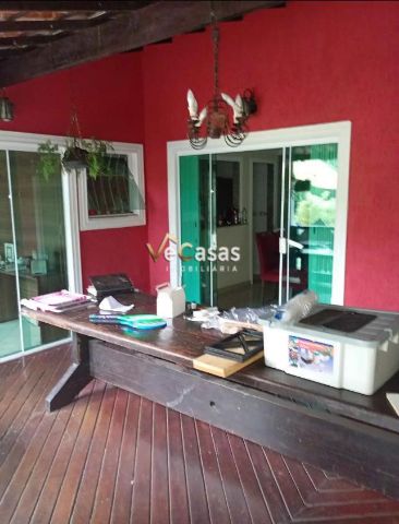Casa com 600m² 5 quartos e 4 banheiros, à venda, no bairro Balneário Remanso em Rio das Ostras