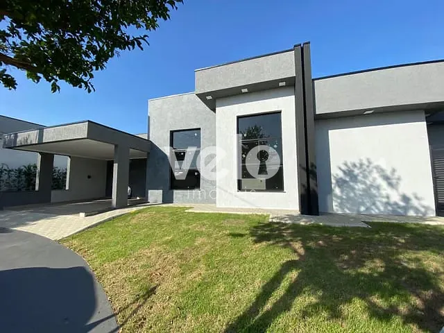 Casa com 350m² 4 quartos e 3 banheiros, à venda, no bairro Parque São Cristóvão em Taubaté