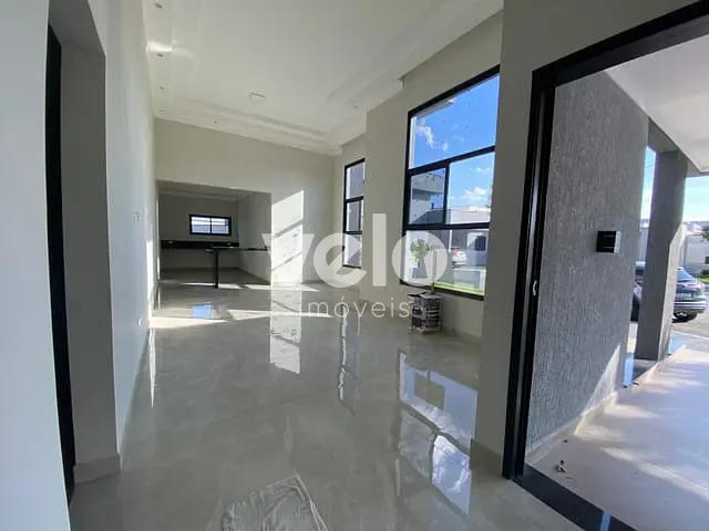 Casa com 350m² 4 quartos e 3 banheiros, à venda, no bairro Parque São Cristóvão em Taubaté