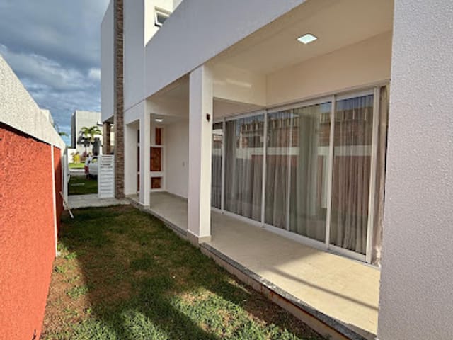Casa com 450m² 4 quartos e 2 banheiros, à venda ou para alugar, no bairro Aruana em Aracaju