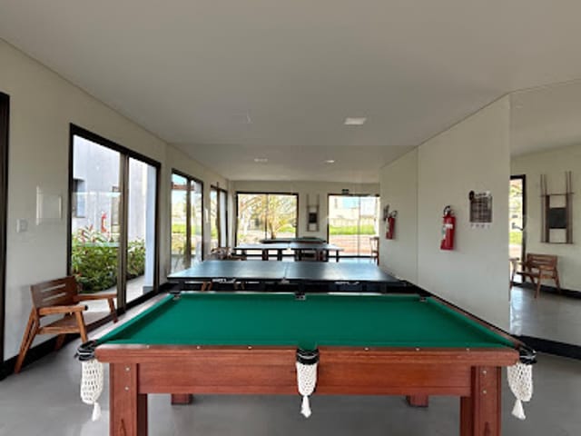 Casa com 450m² 4 quartos e 2 banheiros, à venda ou para alugar, no bairro Aruana em Aracaju