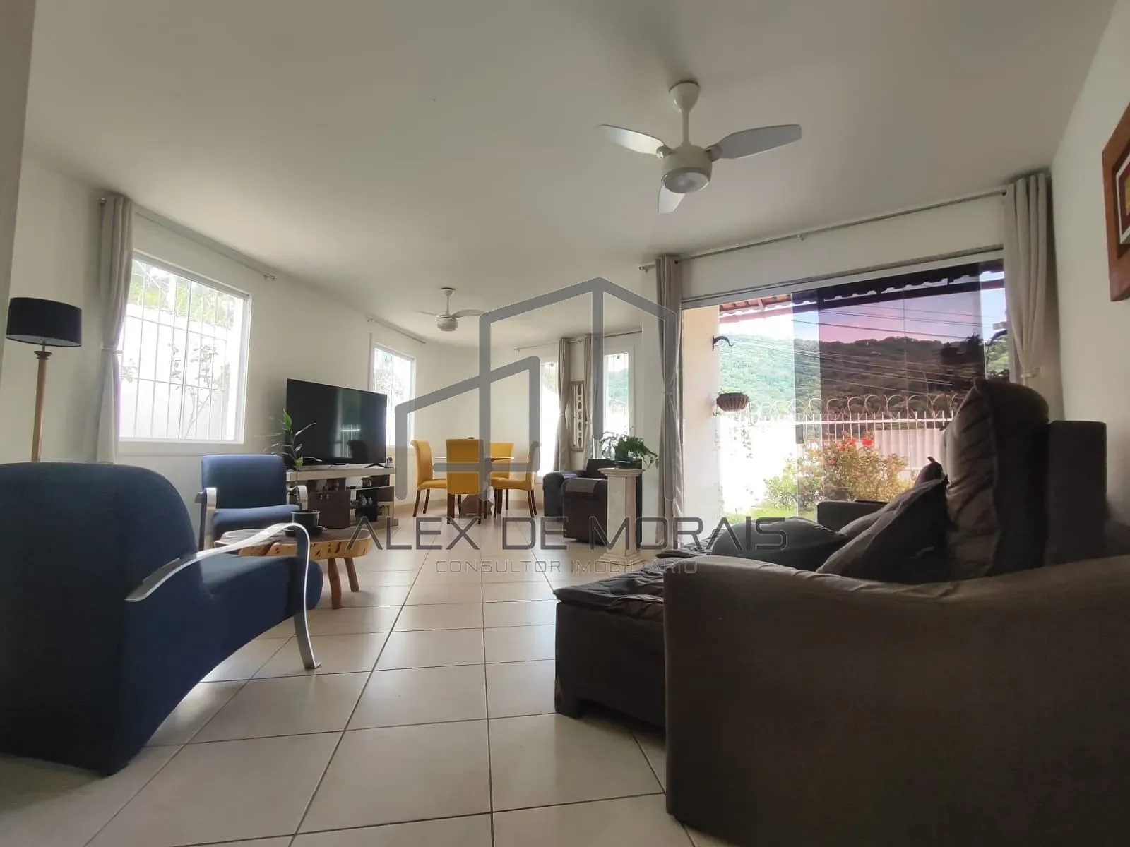 Casa, 3 quartos, 320 m² - Foto 1