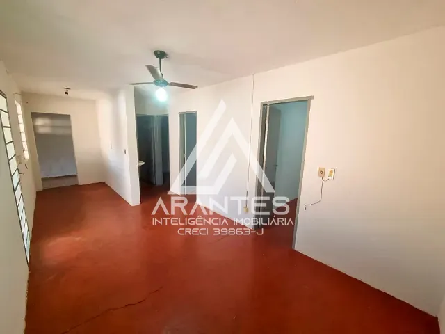 Casa 3 quartos e 1 banheiro, para alugar, no bairro Benedito Realindo Corrêa em Barretos