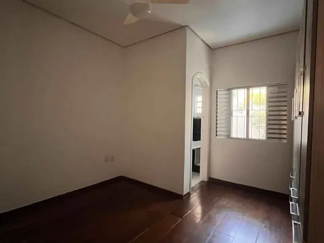 Casa com 230m² 5 quartos e 2 banheiros, à venda, no bairro Osvaldo Cruz em São Caetano do Sul