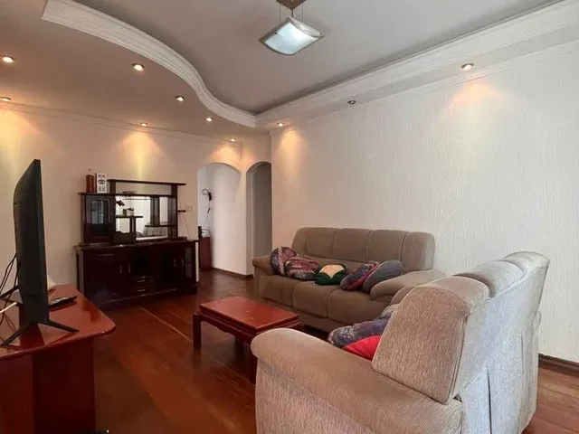 Casa com 230m² 5 quartos e 2 banheiros, à venda, no bairro Osvaldo Cruz em São Caetano do Sul