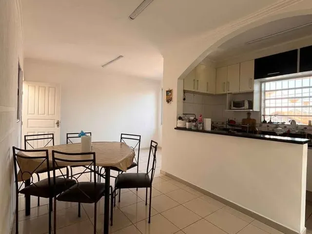 Casa com 230m² 5 quartos e 2 banheiros, à venda, no bairro Osvaldo Cruz em São Caetano do Sul