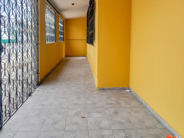 Casa 3 quartos e 1 banheiro, para alugar, no bairro Canudos em Belém