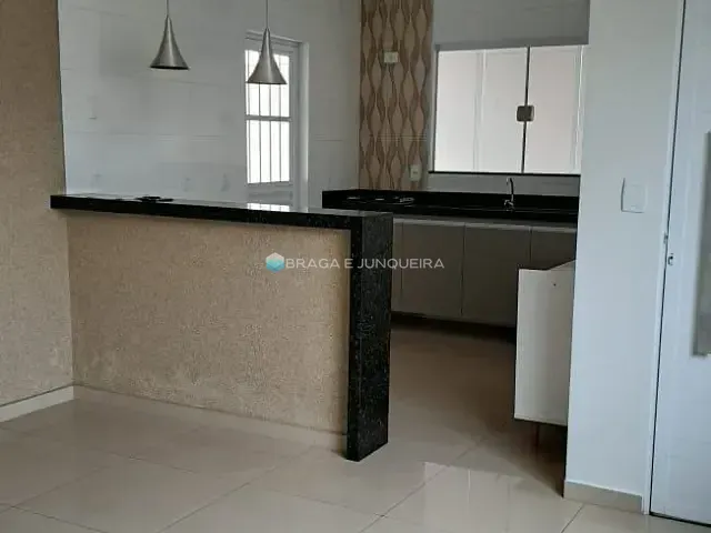 Casa com 200m² 2 quartos e 2 banheiros, para alugar, no bairro Jd. Tangara  em Bady Bassitt