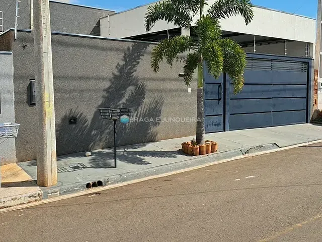 Casa com 200m² 2 quartos e 2 banheiros, para alugar, no bairro Jd. Tangara  em Bady Bassitt