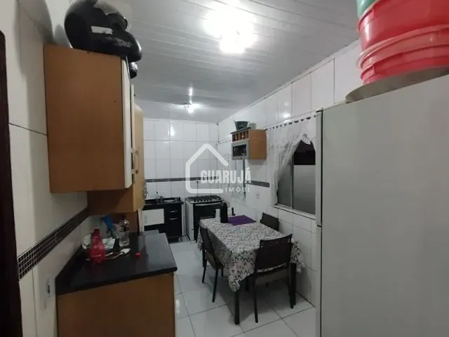 Casa 2 quartos e 1 banheiro, à venda, no bairro Vila Áurea (Vicente de Carvalho) em Guarujá