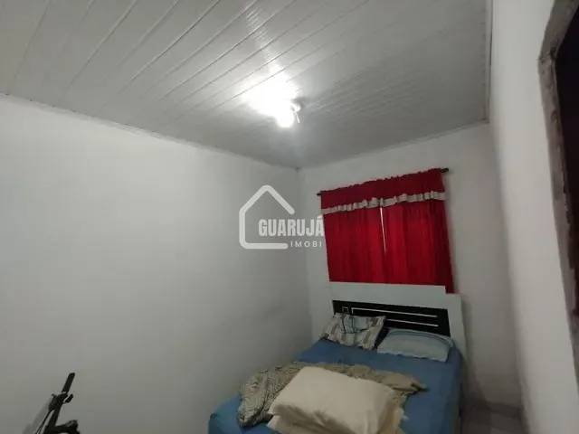 Casa 2 quartos e 1 banheiro, à venda, no bairro Vila Áurea (Vicente de Carvalho) em Guarujá