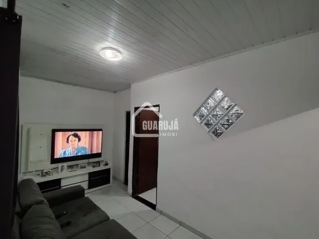 Casa 2 quartos e 1 banheiro, à venda, no bairro Vila Áurea (Vicente de Carvalho) em Guarujá