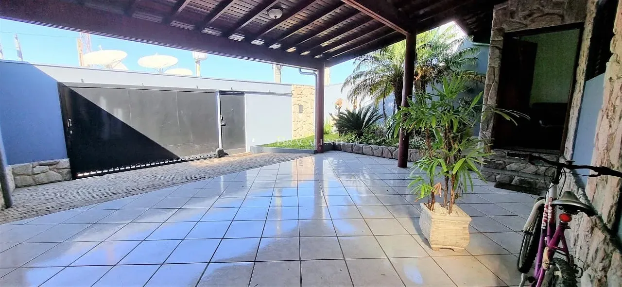 Casa, 3 quartos, 156 m² - Foto 2