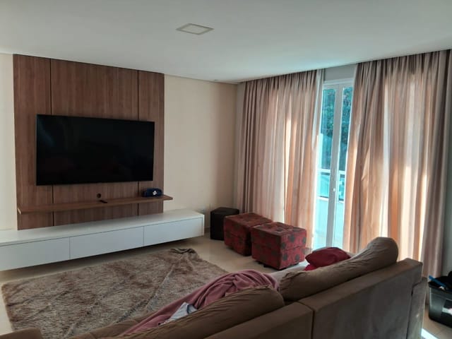 Casa 3 quartos e 4 banheiros, à venda, no bairro Mogi Moderno em Mogi das Cruzes