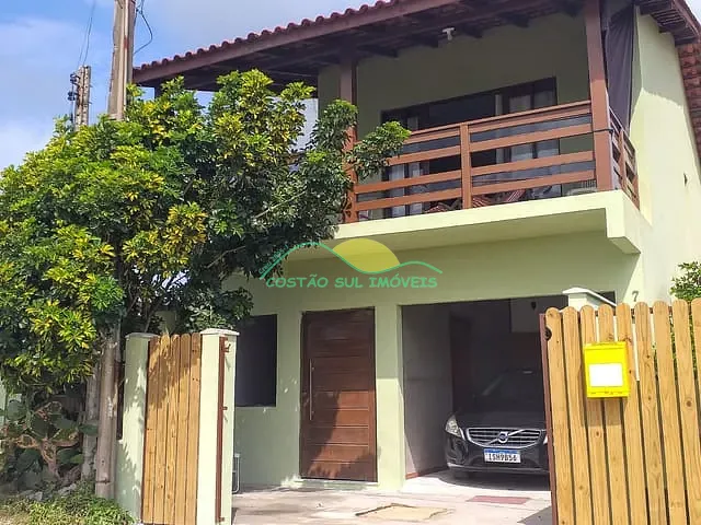 Casa 3 quartos e 2 banheiros, à venda, no bairro Armação do Pântano do Sul em Florianópolis