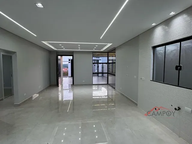 Casa com 275m² 3 quartos e 3 banheiros, à venda, no bairro Residencial Interlagos em Apucarana