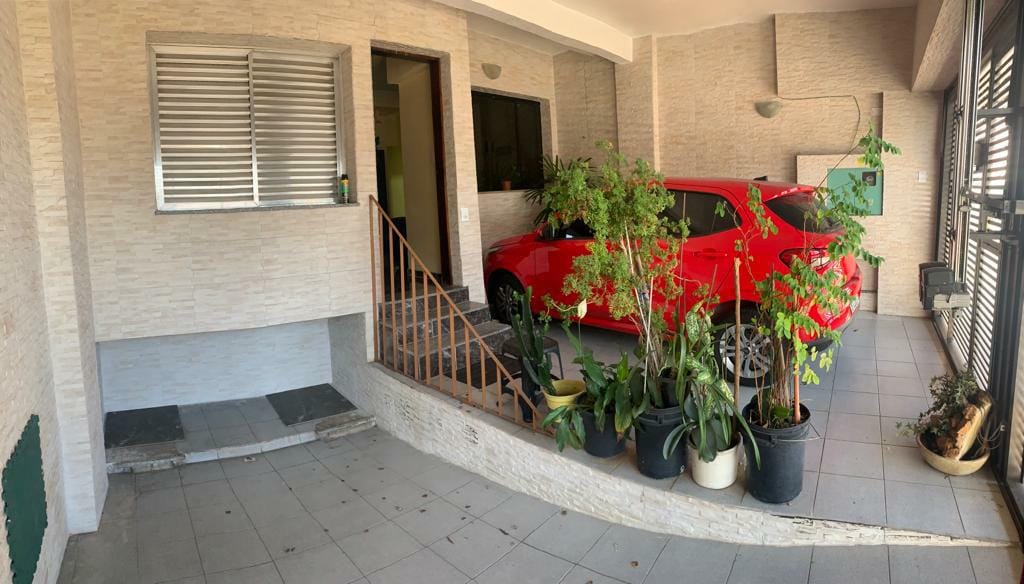 Casa à venda 5 Quartos, 1 Suite, 2 Vagas, 200M², Vila Palmares, Santo André - SP
