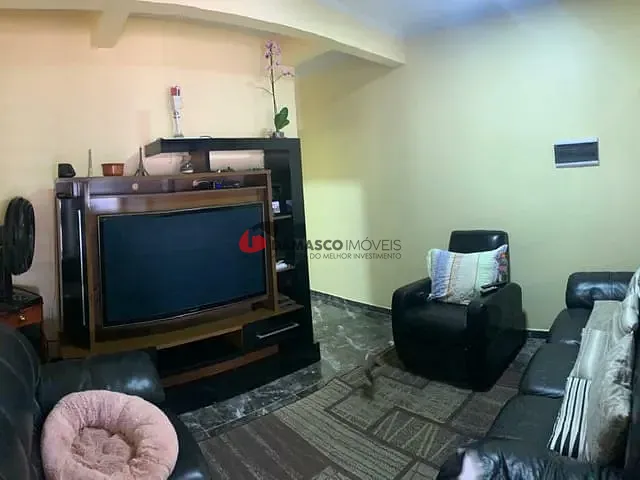 Casa com 200m² 5 quartos e 1 banheiro, à venda, no bairro Vila Palmares em Santo André