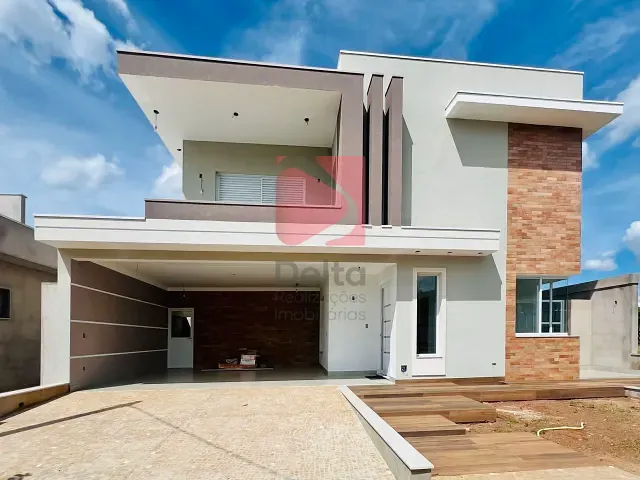 Casa 3 quartos e 4 banheiros, à venda, no bairro Jardim São Fernando em Pirassununga