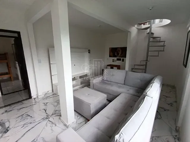 Casa com 90m² 2 quartos e 1 banheiro, para alugar, no bairro Centro em Guapimirim