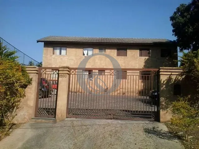 Casa com 780m² 3 quartos e 2 banheiros, à venda, no bairro Loteamento Loanda em Atibaia