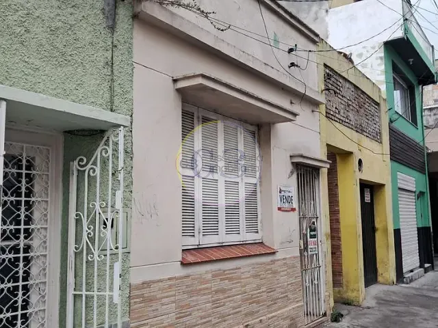 Casa 3 quartos e 1 banheiro, à venda, no bairro Centro em Pelotas