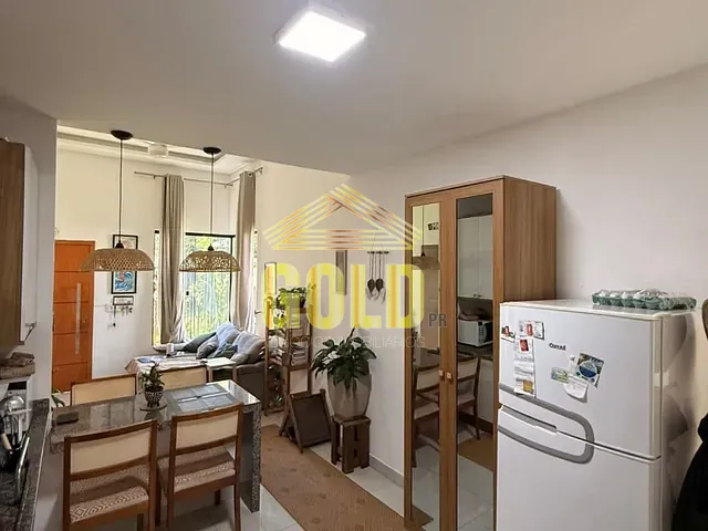 Casa com 165m² 3 quartos e 3 banheiros, à venda, no bairro Jardim Guararapes em Londrina