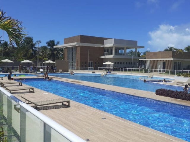 Casa com 528m² 3 quartos e 4 banheiros, à venda, no bairro Centro em Barra dos Coqueiros