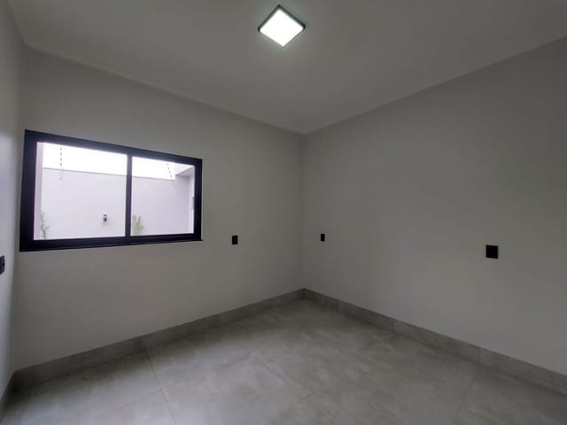 Casa 3 quartos e 3 banheiros, à venda, no bairro Residencial Veneza em Nova Mutum