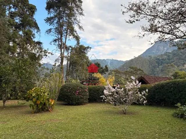 Casa com 696m² 2 quartos e 2 banheiros, à venda, no bairro Mury em Nova Friburgo