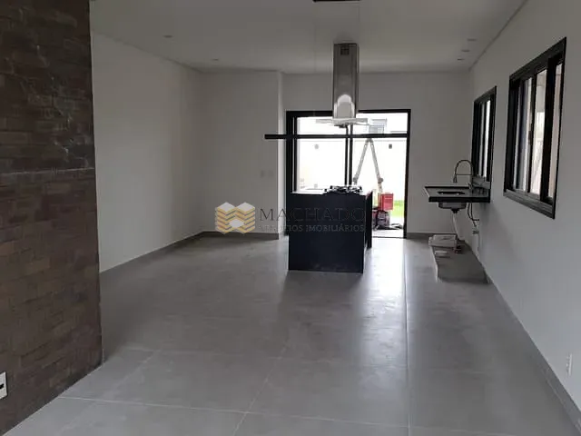 Casa com 150m² 3 quartos e 3 banheiros, à venda, no bairro Chácara Jaguari (Fazendinha) em Santana de Parnaíba