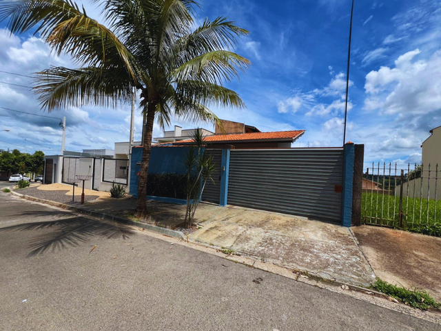 Foto do Casa - Linda Casa à venda, no bairro Nova Jaguariúna II em Jaguariúna, SP. Localização incrível, Vista Privilegiada e Espaço Exclusivo no Mezanino! | Conecte Imóvel