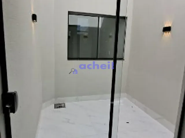 Casa com 240m² 3 quartos e 3 banheiros, à venda, no bairro Parque Sagrada Família em Rondonópolis