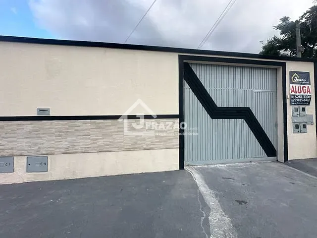 Casa com 100m² 9 quartos e 5 banheiros, à venda, no bairro Jardins Madri em Goiânia
