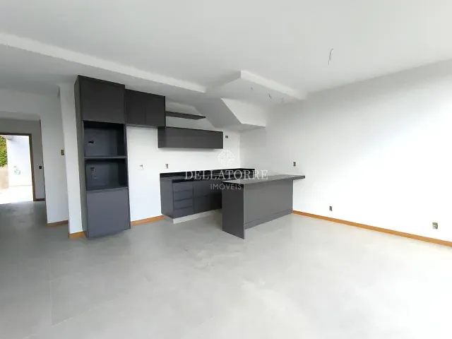 Casa com 136m² 3 quartos e 3 banheiros, à venda, no bairro Golfe em Teresópolis