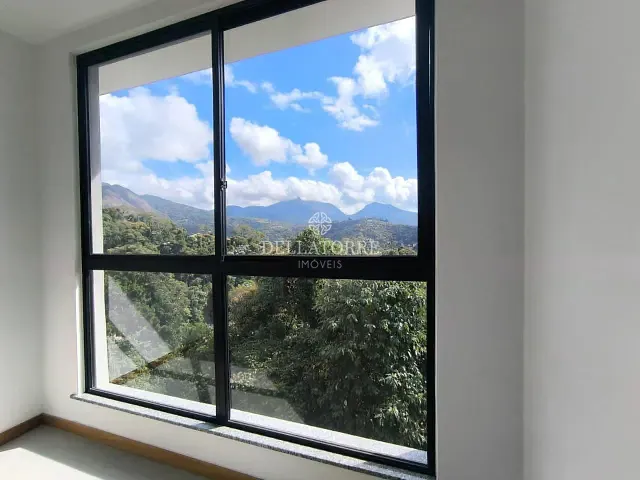 Casa com 136m² 3 quartos e 3 banheiros, à venda, no bairro Golfe em Teresópolis