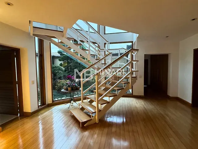 Casa 4 quartos e 7 banheiros, à venda, no bairro Tamboré em Santana de Parnaíba